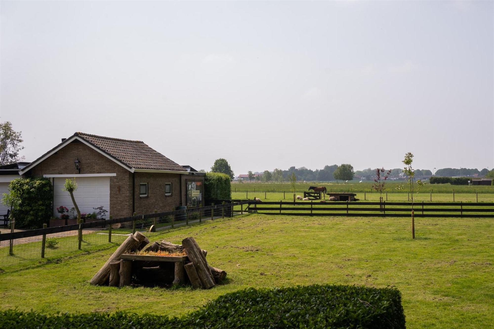 Vakantiewoning Le Garaazje * 'S-Gravendeel